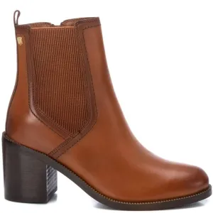 Carmela Tan Classic Block Heel Boots