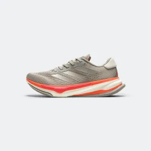 Mens Supernova Prima - Putty Beige/Cyber Metallic-Lucid Red